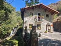 Casa Ttikine Errota - B&B Igoa