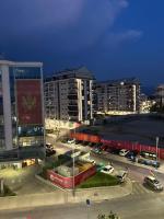 Modern Apartment City Kvart Garage - Bed and Breakfast Podgorica