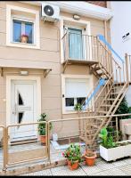 To Bee or not to Bee! - B&B Volos