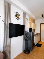 Mesatierra Studio corner unit with balcony - B&B Davao City