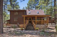 Real log cabin in the Pines with large game room! - Chambres d'hôtes Pine