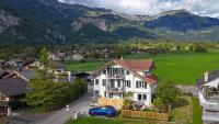 Spirit Apartments - Balkon - Seesicht - Parkplatz - AC - Chambres d'hôtes Brienz