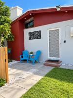 Large Master Queen Suite by Hard rock stadium and casino - B&B Miami