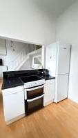 Kensington Olympia studio flat - B&B London