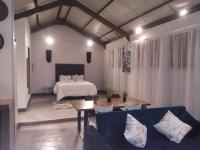 Crest Mark Living Moad Loft - Bed and Breakfast Johannesburg