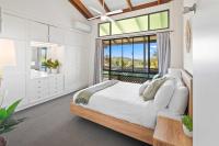 Ocean Views - 300m to Hills Beach - 3km to Big Banana - B&B Korora Bay