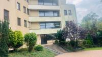 Przestronny apartament PREMIUM, Prywatny taras 17 m2, Wanna plus prysznic - B&B Kielce
