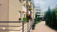 Przestronny apartament PREMIUM, Prywatny taras 17 m2, Wanna plus prysznic - B&B Kielce