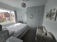 3 Bedroom house, close to woodland, chesterfield and peak District - B&B Brimington