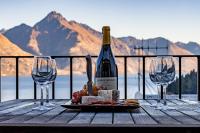 Spacious Central Executive 4 Bedroom Apartment - Chambres d'hôtes Queenstown