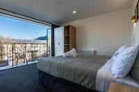 Spacious Central Executive 4 Bedroom Apartment - B&B Queenstown