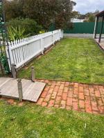 Country Blues Cottage - B&B Burra