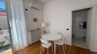 Sunny apartment Como 15m walking from the lake - Chambres d'hôtes Côme