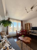 New Two Bedroom apartment with balcony - Chambres d'hôtes Sofia
