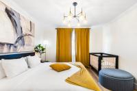 The Laval Luxe 3BR King Bed Free Parking - B&B Laval