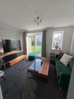 Home in Buttershaw Bradford - Bed and Breakfast Gomersal