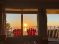 Gulf Front Steps to Sand Sunset View Balcony - Chambres d'hôtes Bradenton Beach