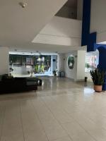 Apartment-studio with pool and parking Ventura Plaza - Bed and Breakfast Cúcuta