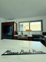 Monaco by Trinity Luxury Mansion with Ocean View - Bed and Breakfast Santiago y Lima