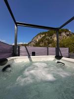 Mansarda Vista Eremo di San Colombano - B&B Rovereto