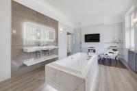 Stunning Luxury Apartment - Heart of Swansea - Ferienwohnung Swansea