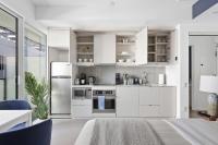 Premium Central Studio Apartment Walk to CNTower - Chambres d'hôtes Toronto
