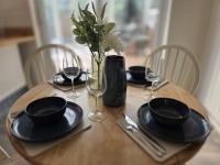 The Perfect Coastal Base Stylish 3 Bed Home - B&B Great Clacton