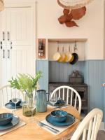The Perfect Coastal Base Stylish 3 Bed Home - B&B Great Clacton