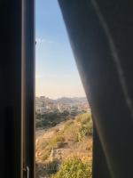 Deluxe Double or Twin Room with Mountain View
