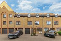 Iconic 3BR London Escape Near Tower Bridge - B&B London