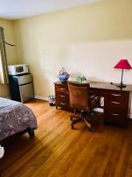 B2 A private room in Naperville downtown with desk and Wi-Fi near everything - Bed and Breakfast Naperville