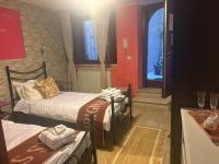 Chambre Double ou Lits Jumeaux avec Douche