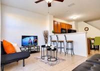 Cozy TH Near Disney & Attractions Fits 8 people - B&B Orlando