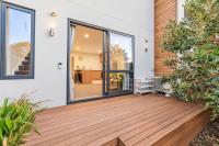 Modern 3BR Retreat - Private Patio - Sleeps 6 - Ferienwohnung Christchurch