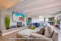 Entire Private Home with Gated Yard, 100 inch TV, 1 Gbps WiFi, 3 Bedrooms 2 Bathrooms Available Now - B&B San Diego
