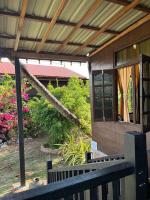 Impian May Homestay 3 Private Pool - B&B Kampung Raja