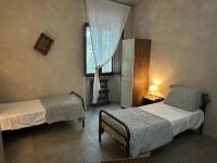 - Il Casale Toscano Guesthouse - 1900 mt from Pisa Tower - NO AIR CONDITIONING BUT FAN IN THE ROOM- No fridge - No breakfast - Free parking - CHECK IN FROM 3 PM - - Chambres d'hôtes Pise