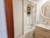 Family Apartment Figueres Center - B&B Figueres