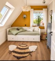 Bienenzimmer im Familienhaus - B&B Ahlerstedt