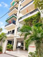 Homlee-Banaras 3BHK-Lift-Parking-3KM KashiTemple - Chambres d'hôtes Vârânasî