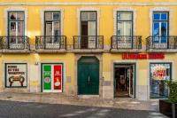 WHome Colorful Portuguese-Style Apartment in Chiado - Bed and Breakfast Lissabon