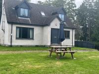 Highland Haven with Mountain Views - B&B Inverness