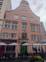 Old Town Pearl Apartment - Bed and Breakfast Riga