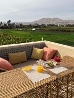 Lady of the Sun Apartments - B&B Luxor