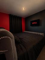 RubiSuite - Cocon chic, Parking, 15 min aéroport - Bed and Breakfast Mont-sur-Marchienne