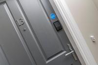 Castle Buildings Serviced Apartments - Bed and Breakfast Belfast