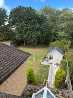 Luxury Bedroom with En-Suite Bathroom - Bed and Breakfast Croxley Green