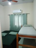 Iporã casa simples Ar-cond, wi-fi, smartv, máquina de lavar 6 pessoas, equipado com churrasqueira, garagem para 4 carros sendo 2 coberta, Hop Independente - B&B Araçatuba