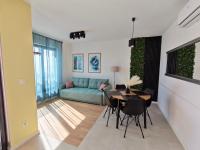 Spyro Apartment- Private rooftop terrace, jacuzzi & seaview - B&B Podstrana