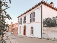 Heritage Apartment Nestled Between Sea and Hills - Ferienwohnung Cipressi
